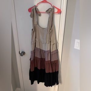 Oliviaceous tired midi dress